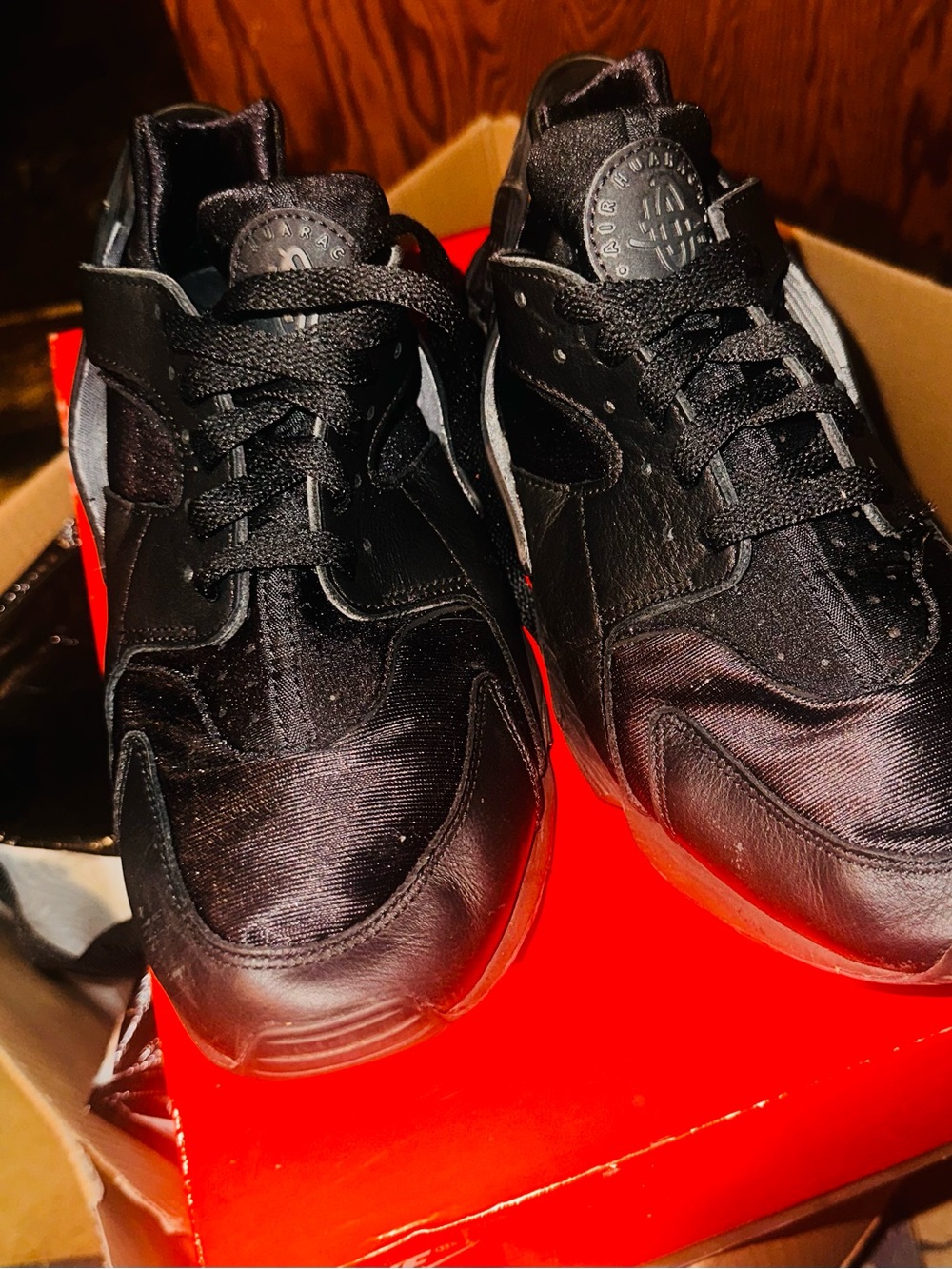 Nike  Huarache size   (11) …..mens sneakers.